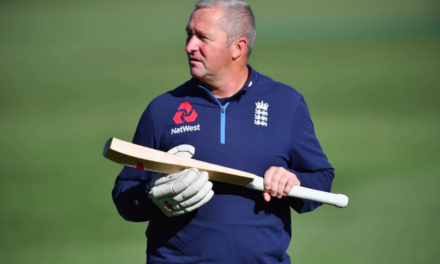 ​Paul Farbrace to coach England during the Vitality IT20s against Australia and India
