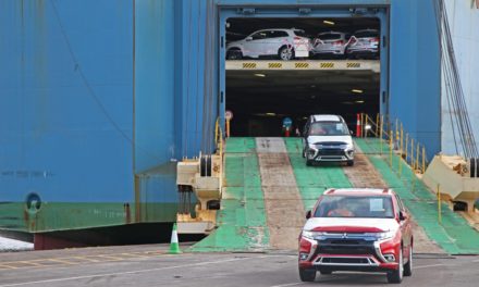 FIRST SHIPMENT OF 2019 MITSUBISHI OUTLANDER PHEV ARRIVES IN THE UK