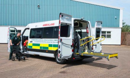 RENAULT MASTER HELPS WELSH OUTPATIENTS ON THE ROAD TO RECOVERY