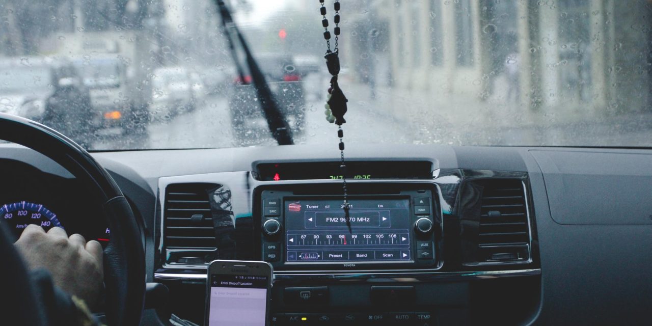 Almost half of drivers struggle to get their heads around in-car tech
