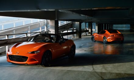 MAZDA UNVEILS MX-5 30TH ANNIVERSARY EDITION IN RACING ORANGE