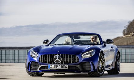 THE NEW MERCEDES-AMG GT R ROADSTER: HATS OFF TO THE BEAST OF THE GREEN HELL