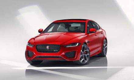NEW JAGUAR XE: MORE LUXURY, MORE TECHNOLOGY AND BETTER VALUE