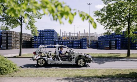 CUTAWAY MODEL “eGON” OFFERS INSIGHTS INTO VEHICLE TECHNOLOGY AT IDEENEXPO