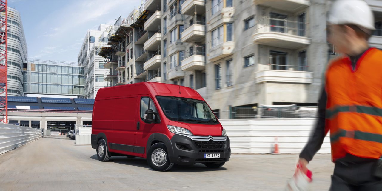 NEW CITROËN RELAY RANGE : INSPIRÉ PAR PRO