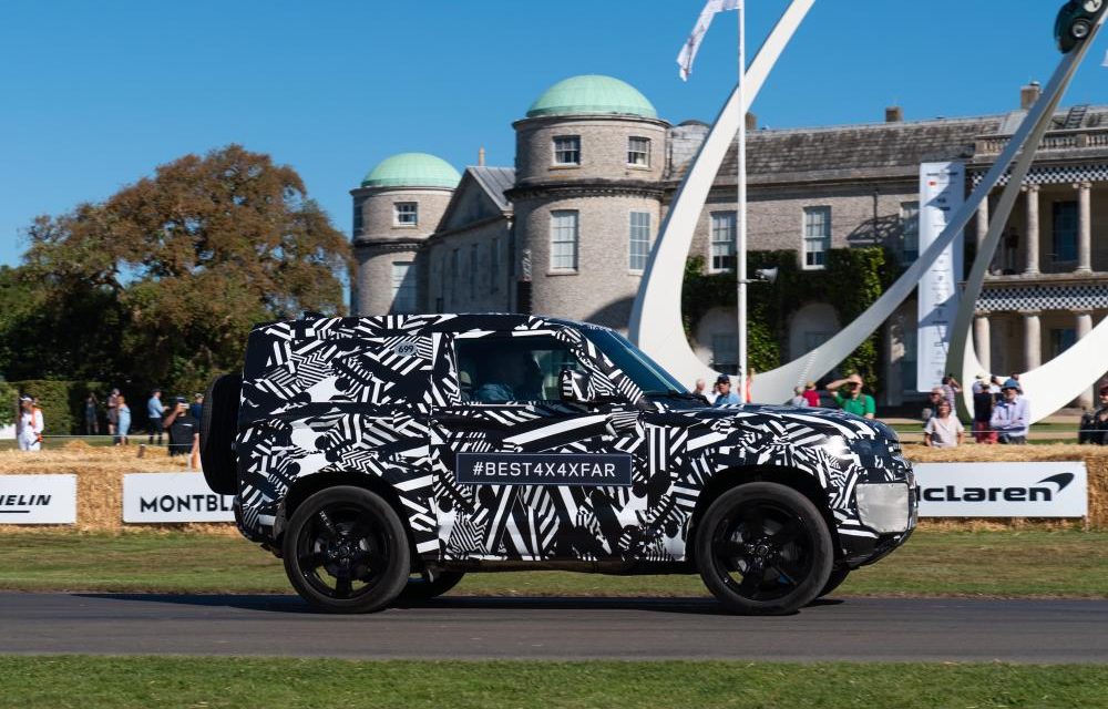 DUKE OF RICHMOND OPENS THE 2019 GOODWOOD FESTIVAL OF SPEED IN THE NEW LAND ROVER DEFENDER PROTOTYPE