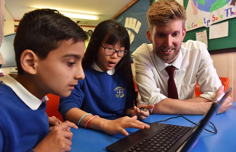 Samsung to Extend its Energy in Schools Initiative to 20 More Schools Around the UK