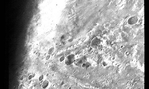 Mariner 6 and 7 Explore the Red Planet