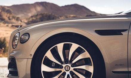 BENTLEY LAUNCHES BLACKLINE SPECIFICATION FOR ALL-NEW FLYING SPUR