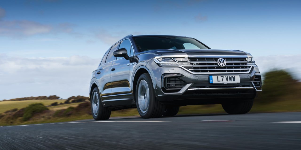 VOLKSWAGEN OFFERS 48-HOUR TEST DRIVES TO INVITE CUSTOMERS TO CHALLENGE TOUAREG LUXURY SUV