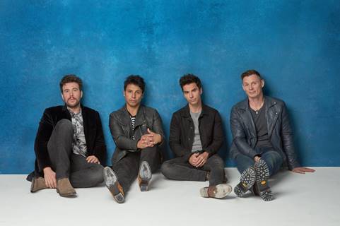 Stereophonics announce 2020 UK tour plus new single ‘Bust this Town’