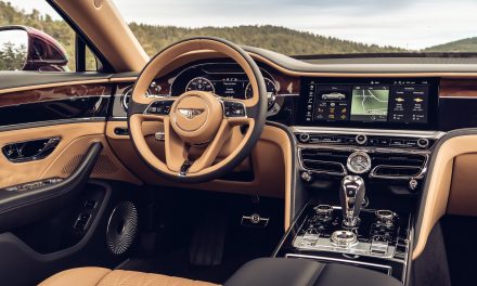 FLYING SPUR IN DETAIL: BRINGING BENTLEY DESIGN VALUES TO THE SCREEN