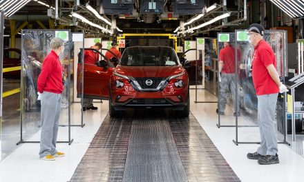 NISSAN SUNDERLAND RESTARTS VEHICLE PRODUCTION