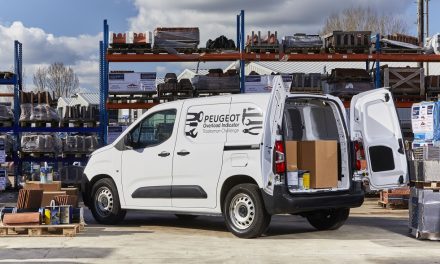 PEUGEOT PARTNER VAN TECHNOLOGY ALERTS DRIVERS TO OVERLOADING RISK