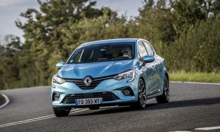 RENAULT E-TECH HYBRID AND PLUG-IN HYBRID RANGE