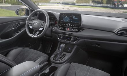 SHIFT THE MOMENT: NEW HYUNDAI i30 N ENHANCED FOR MAXIMUM DRIVING FUN