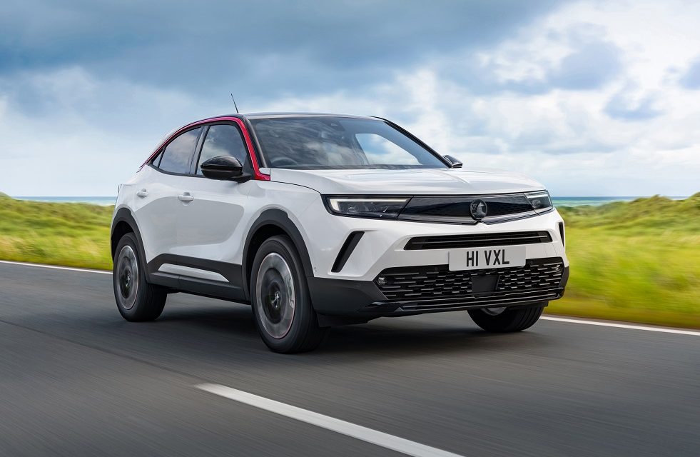 VAUXHALL REVEALS ALL-NEW MOKKA