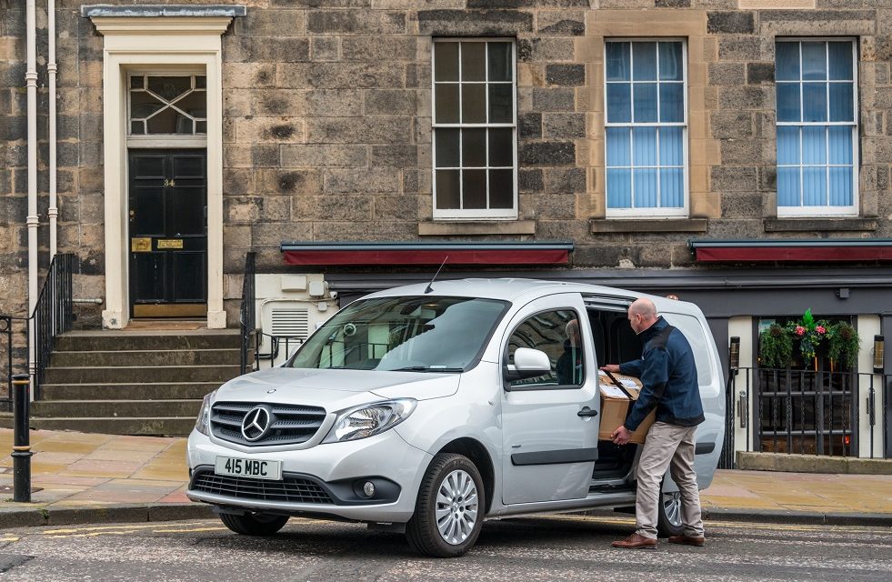 MERCEDES-BENZ REVEALS WINTER CAMPAIGN TO SUPPORT VAN COMMUNITY
