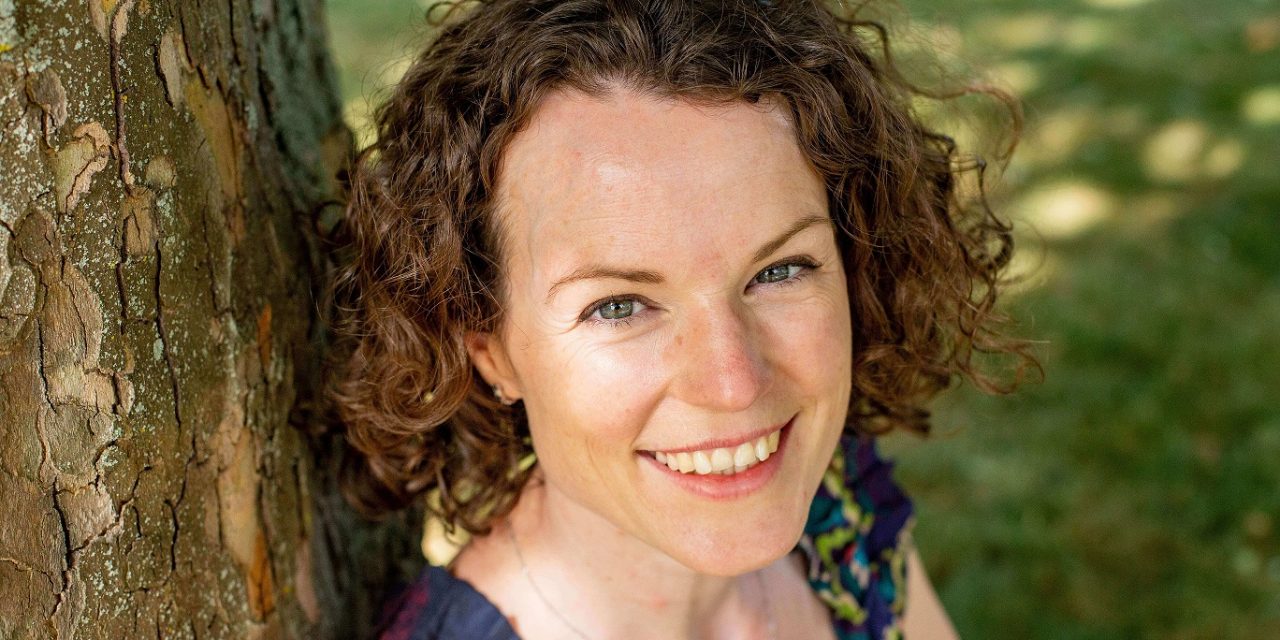 Vicki Renz publishes much-needed journal to support mothers suffering miscarriage.