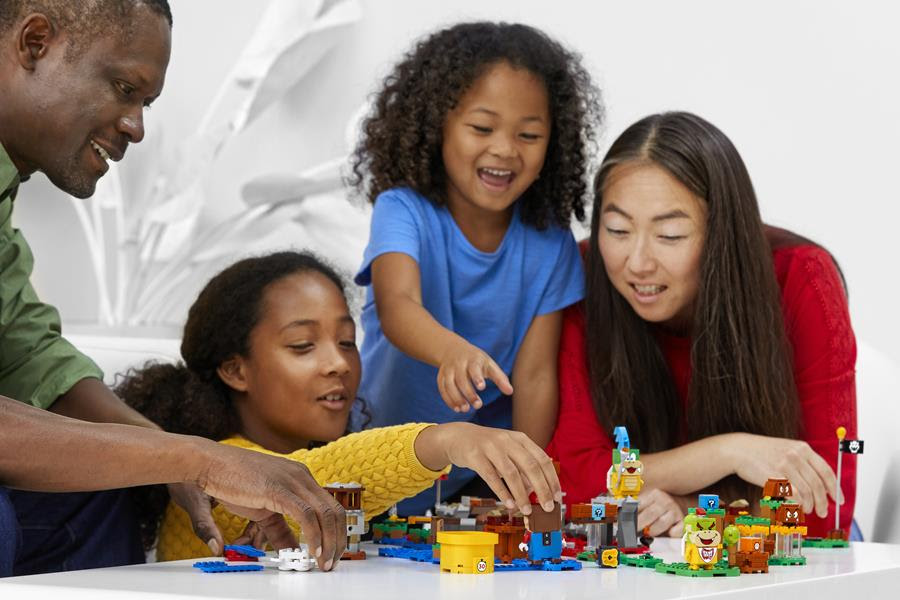 The LEGO Group and Nintendo build out LEGO® Super Mario™ world for even more customised adventures