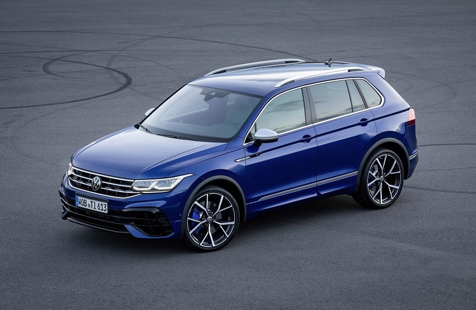 Powerful, purposeful, practical: the Tiguan R opens for order to UK customers