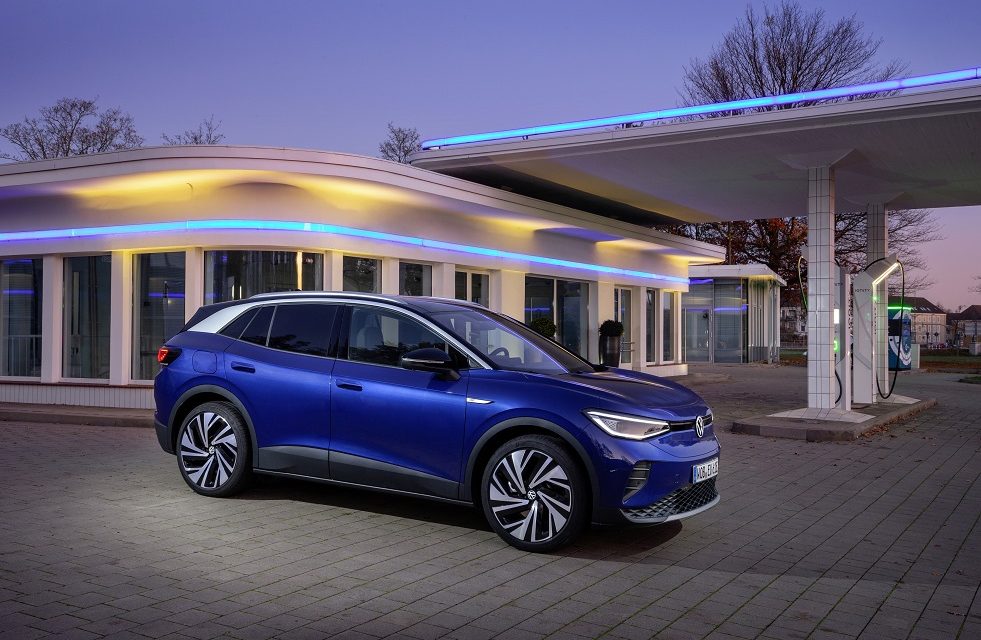 Volkswagen strives for digital leadership – the ID. Family will be launched with regular Over-the-Air updates in 2021