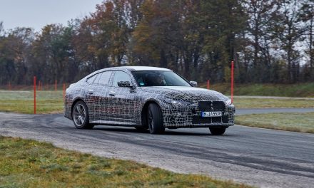 Simply accelerating fast in a straight line is not enough for BMW.
