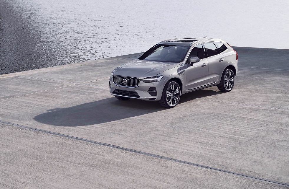 Volvo Cars’ best-selling XC60 is now more intelligent than ever