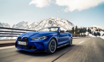 The new BMW M4 Competition Convertible with M xDrive