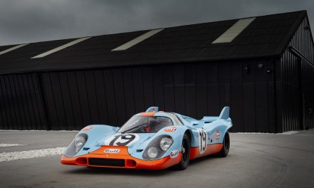 Concours of Elegance plays host to one of the great racing rivalries Gulf Vs. Martini – The Battle of the liveries