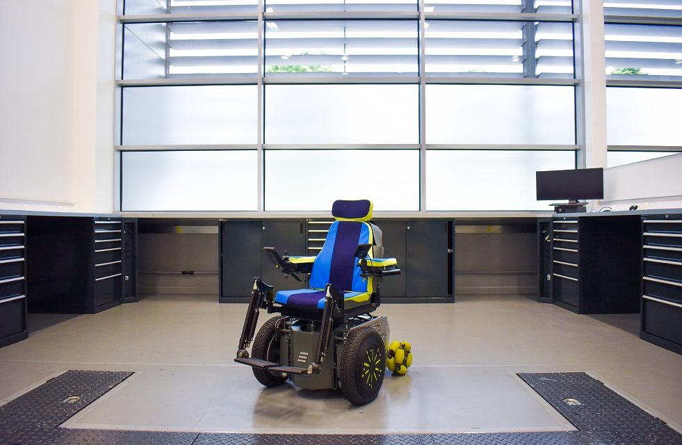 Williams Advanced Engineering (WAE) Whizz-Kidz and Frazer-Nash Consultancy join forces on innovative new wheelchair