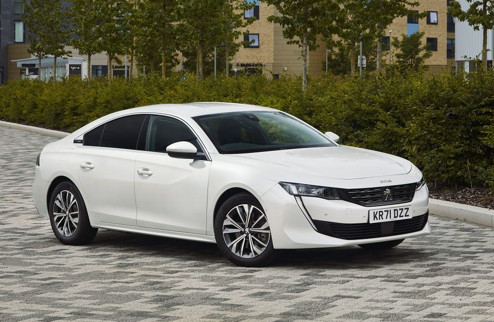 PEUGEOT updates 508 range