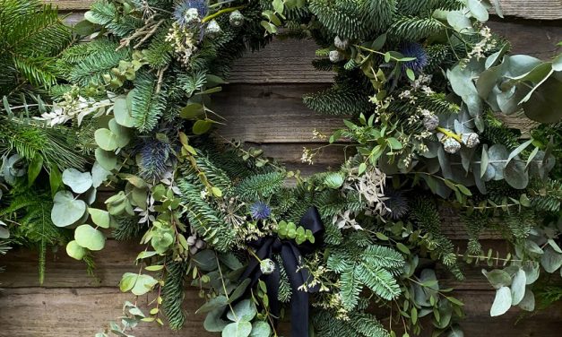 How to make your own Christmas wreath with tips from Warwickshire housebuilder