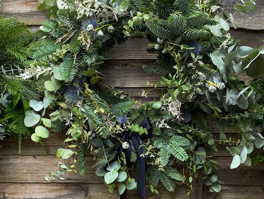How to make your own Christmas wreath with tips from Warwickshire housebuilder