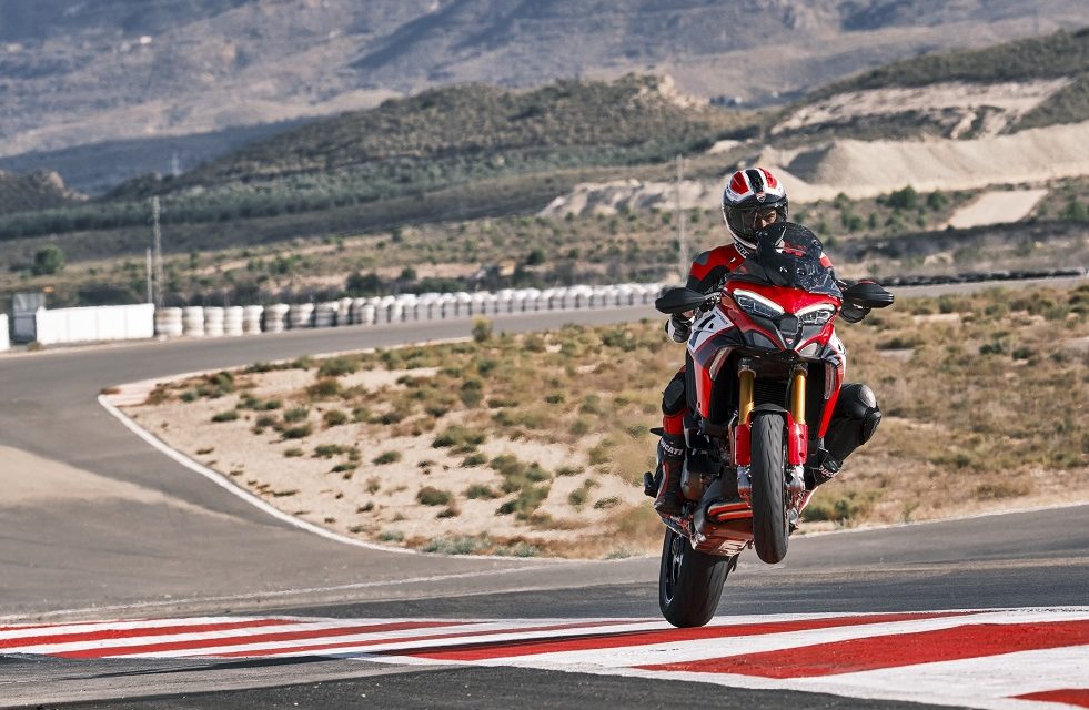 The sportiest Multistrada ever: Ducati unveils the new V4 Pikes Peak