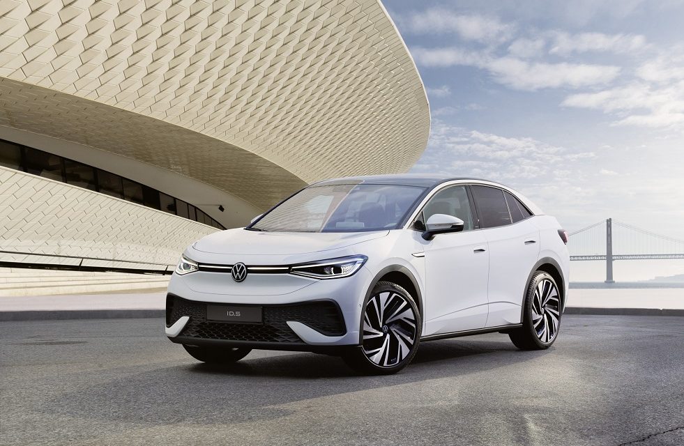 Two new Volkswagen electric models open for order: style-led and tech-packed ID.5 SUV-coupé, and new ID.4 Pro variant