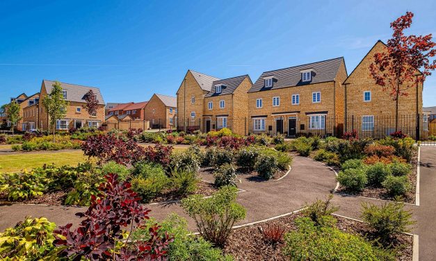 Homebuyers offered idyllic rural retreat in Witney