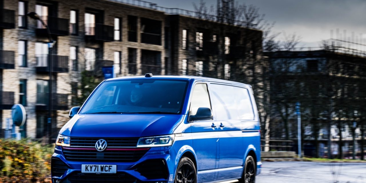 Volkswagen Commercial Vehicles steps into spring with 25 per cent discount offer on fixed-price service and All-In plans