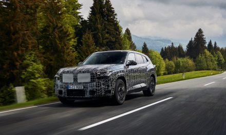 M feeling in a new dimension: Driving dynamics testing with the new BMW XM.