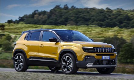 All new Jeep® Avenger unveiled in Paris, the first-ever fully electric Jeep brand SUV