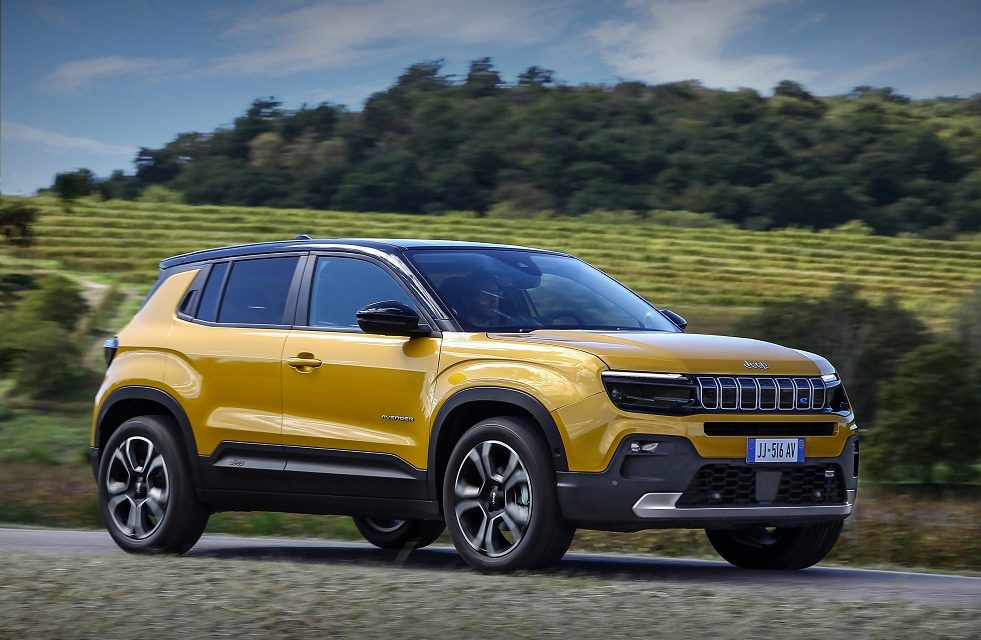 All new Jeep® Avenger unveiled in Paris, the first-ever fully electric Jeep brand SUV