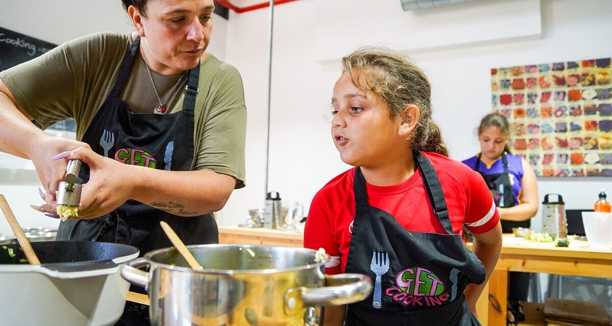 Charity chef launches cooking classes for local families