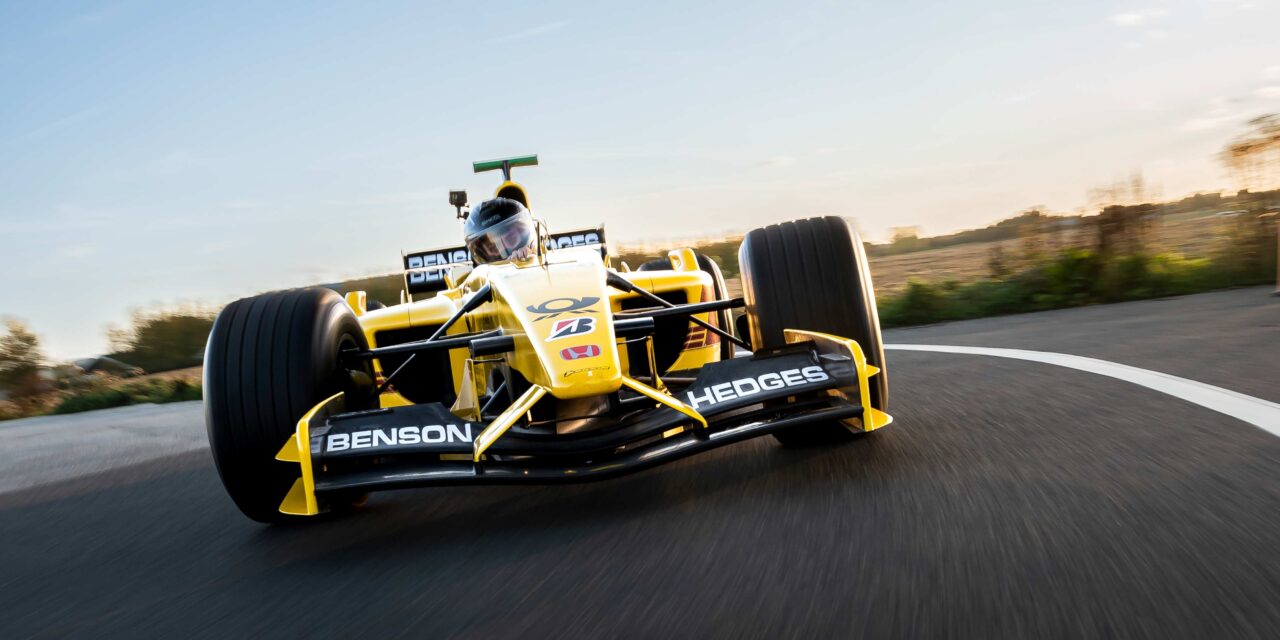 Racing fans take to the track with single seater experiences
