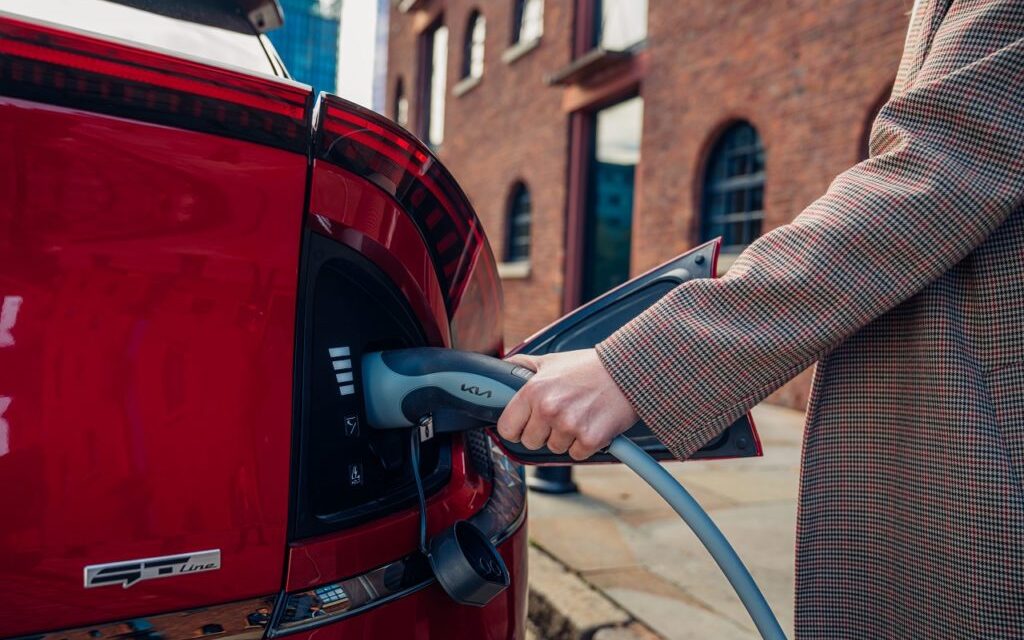 More than 30,000 UK EV chargers now available via Kia Charge