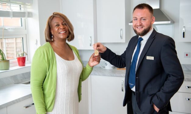 Movin’ on up: new Warwickshire resident overjoyed following relocation