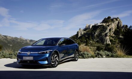 World premiere for the efficiency champion: Volkswagen ID.7 with a range of up to 700 km (WLTP)