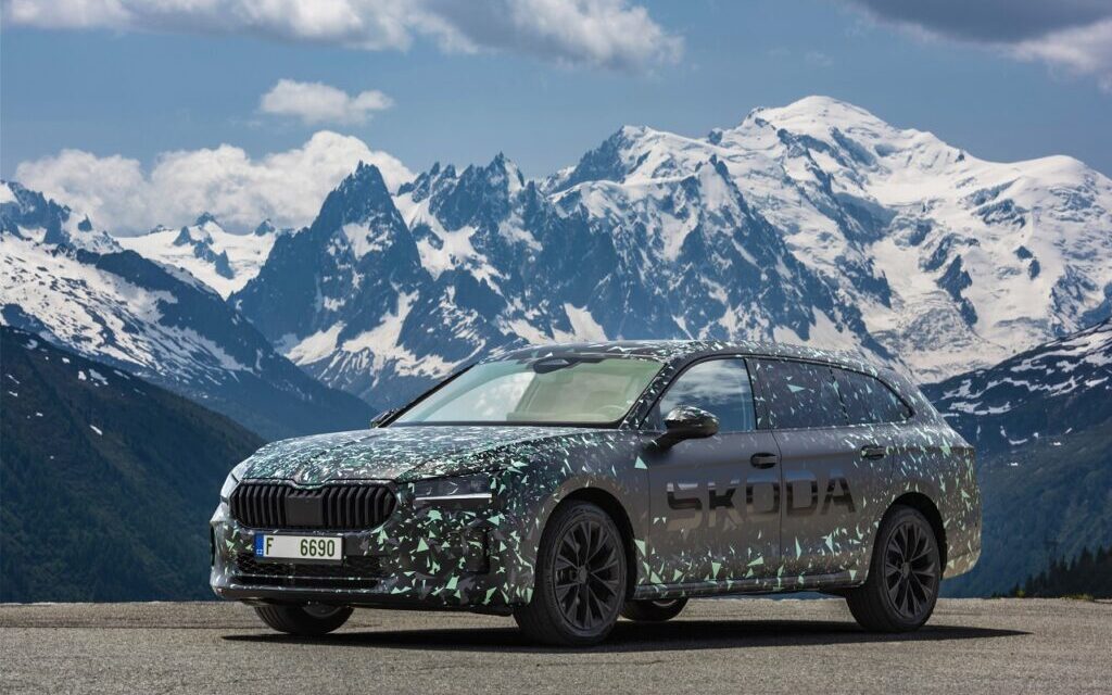 The new-generation Škoda Superb: Even more spacious, comfortable and full of brand new features