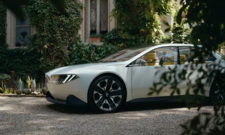 BMW reinvents itself: The BMW Vision Neue Klasse