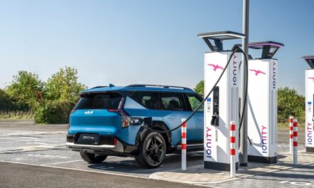 Kia introduces seamless EV charging technology Plug&Charge