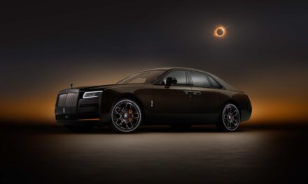 Rolls-Royce Black Badge Ghost Ékleipsis Private Collection: An expression of spellbinding beauty